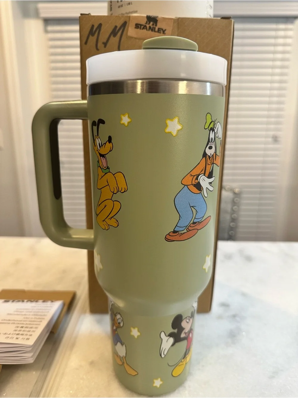 Stanley Disney Goofy Mickey Mouse & Donald Duck 40oz Quencher H20 Green Tumbler - Picture 4 of 13